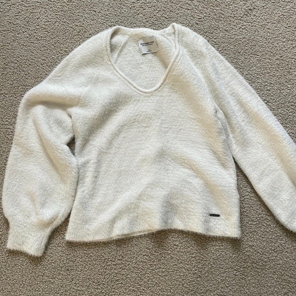 Abercrombie sweater